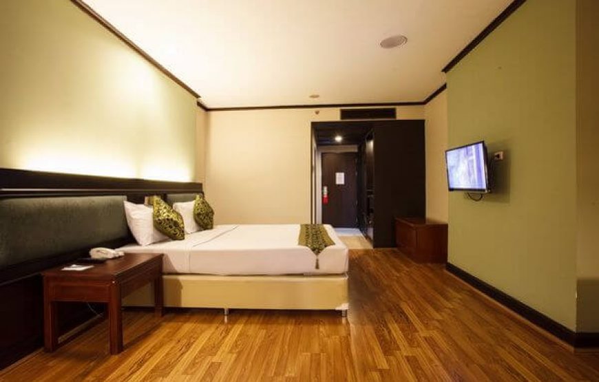 Must See Phuket and Bangkok