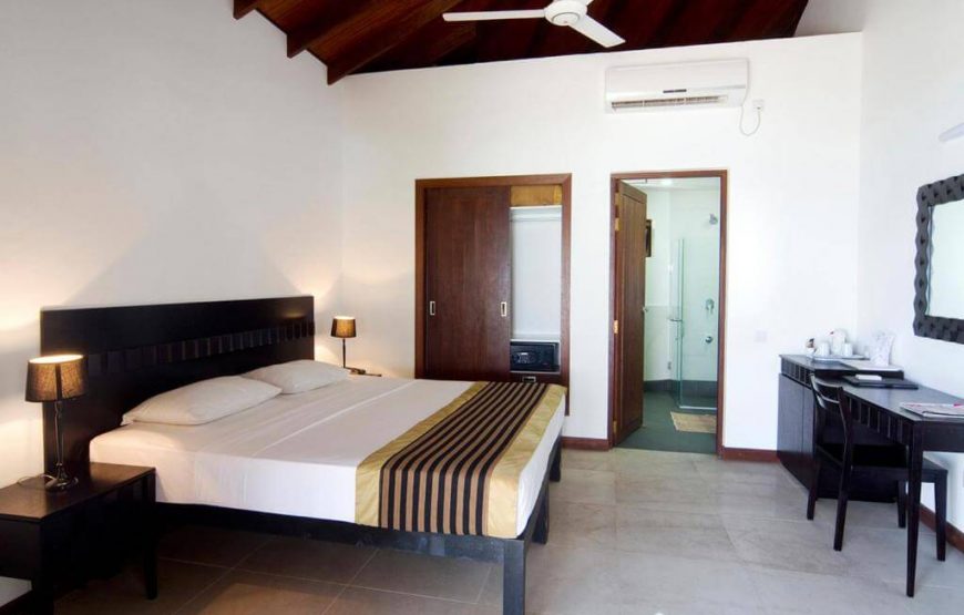 Embudu Village Resort